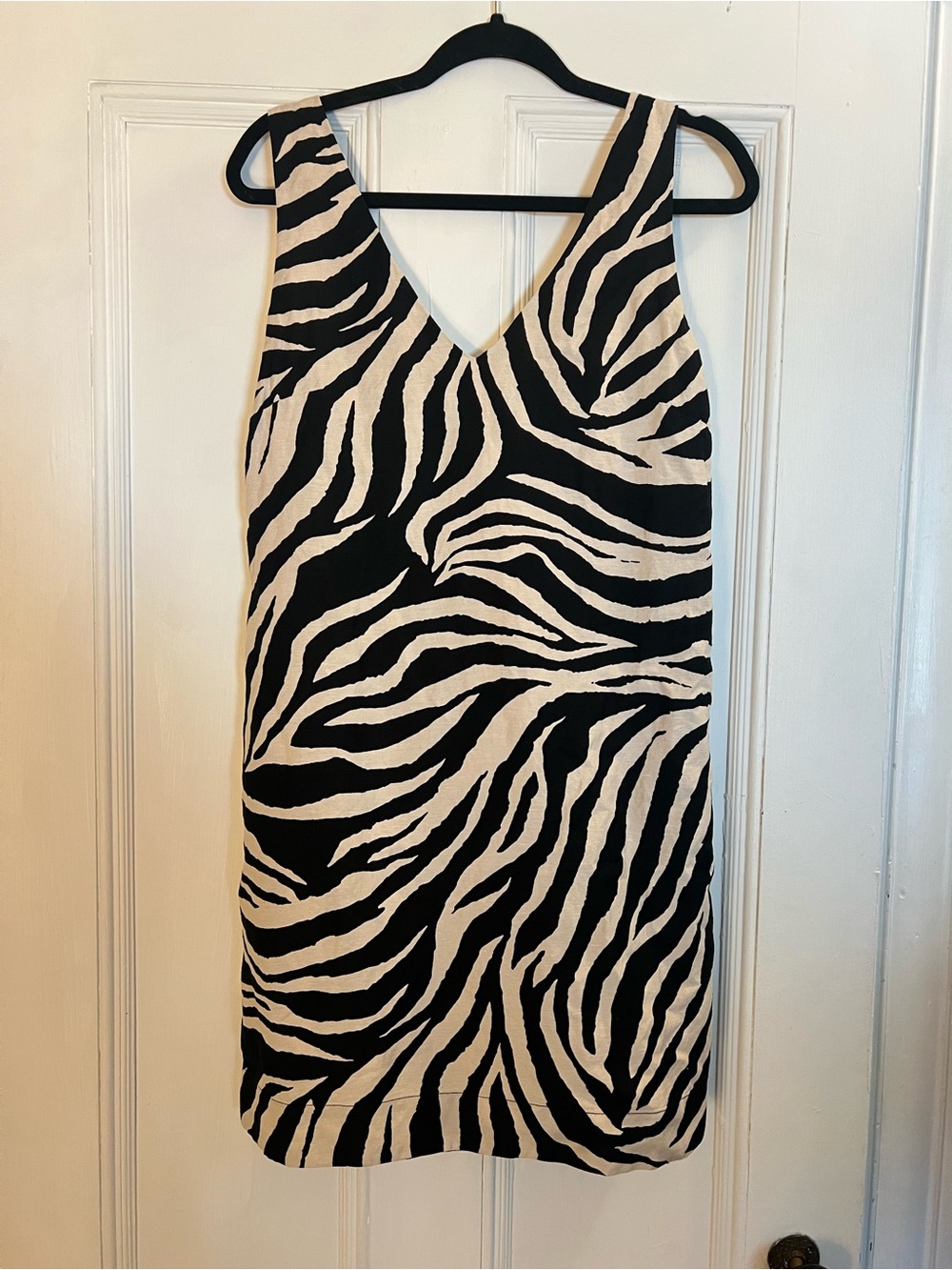 Evereve Black and Cream Zebra Linen Dress